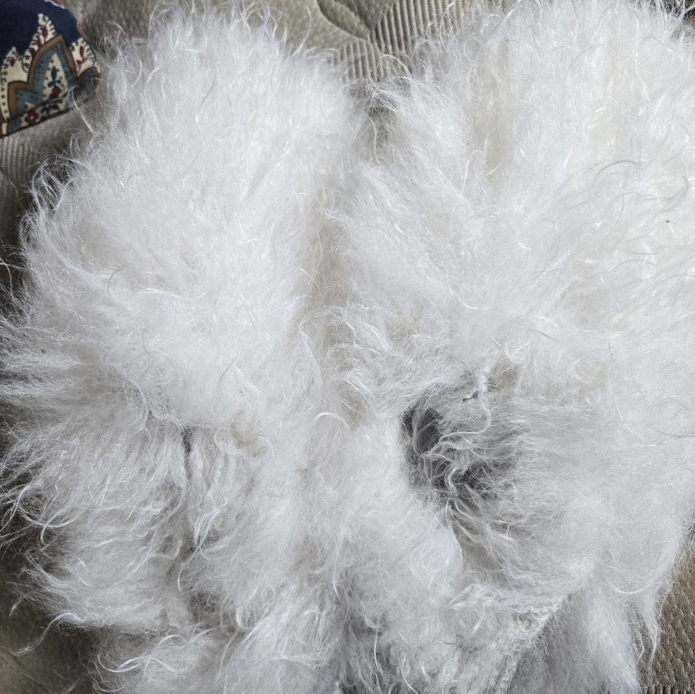 Cozy White Fluffy Women's Slippers